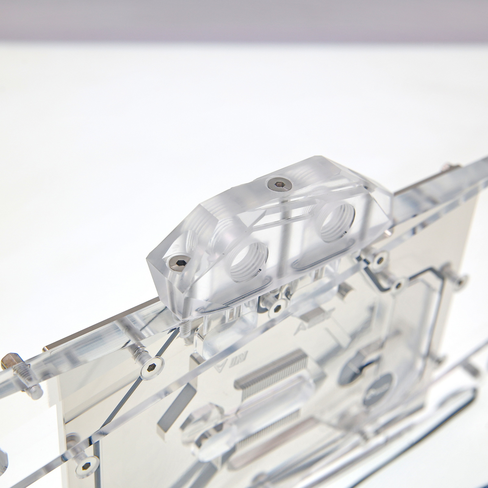 Bykski Dissipatore GPU RGB a C - Rtx 4090 Water Block Full Cover recensione e prezzo